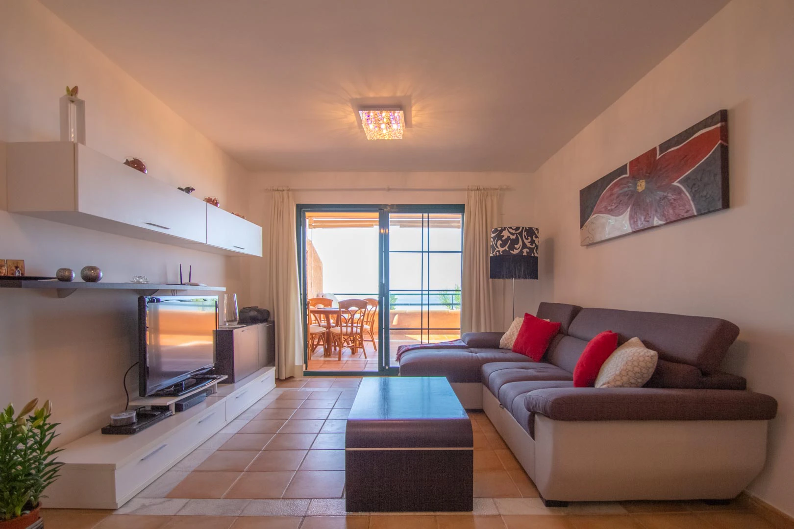 Bonito apartamento en primera línea de Mascarat