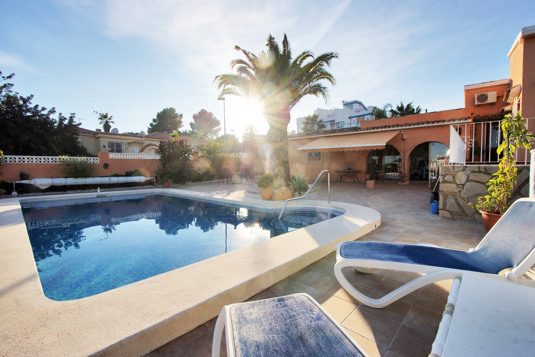 Bonita casa perfectamente mantenida en La Nucia