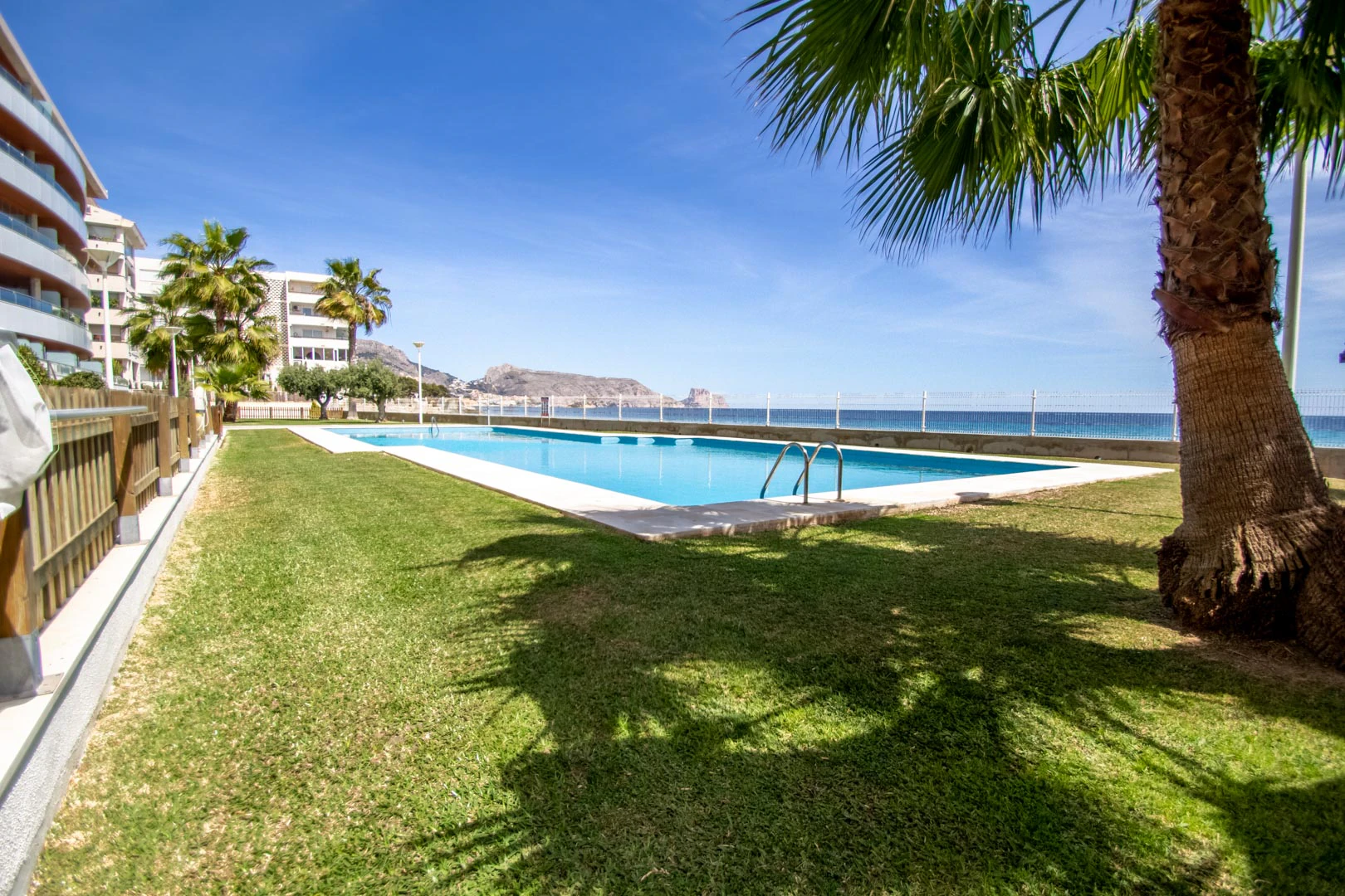 Precioso apartamento en zona Cap Negret con vistas al mar