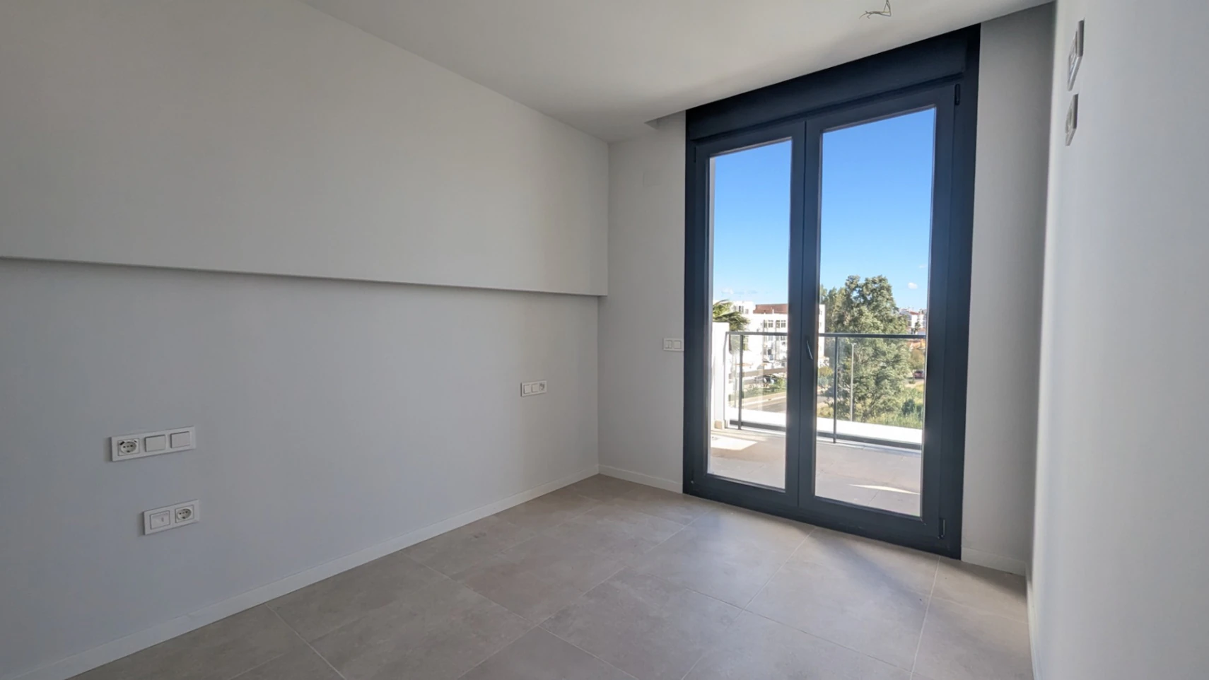 ÁTICO EN VENTA EN DENIA: 3 DORMITORIOS Y TERRAZA DE 32 m²