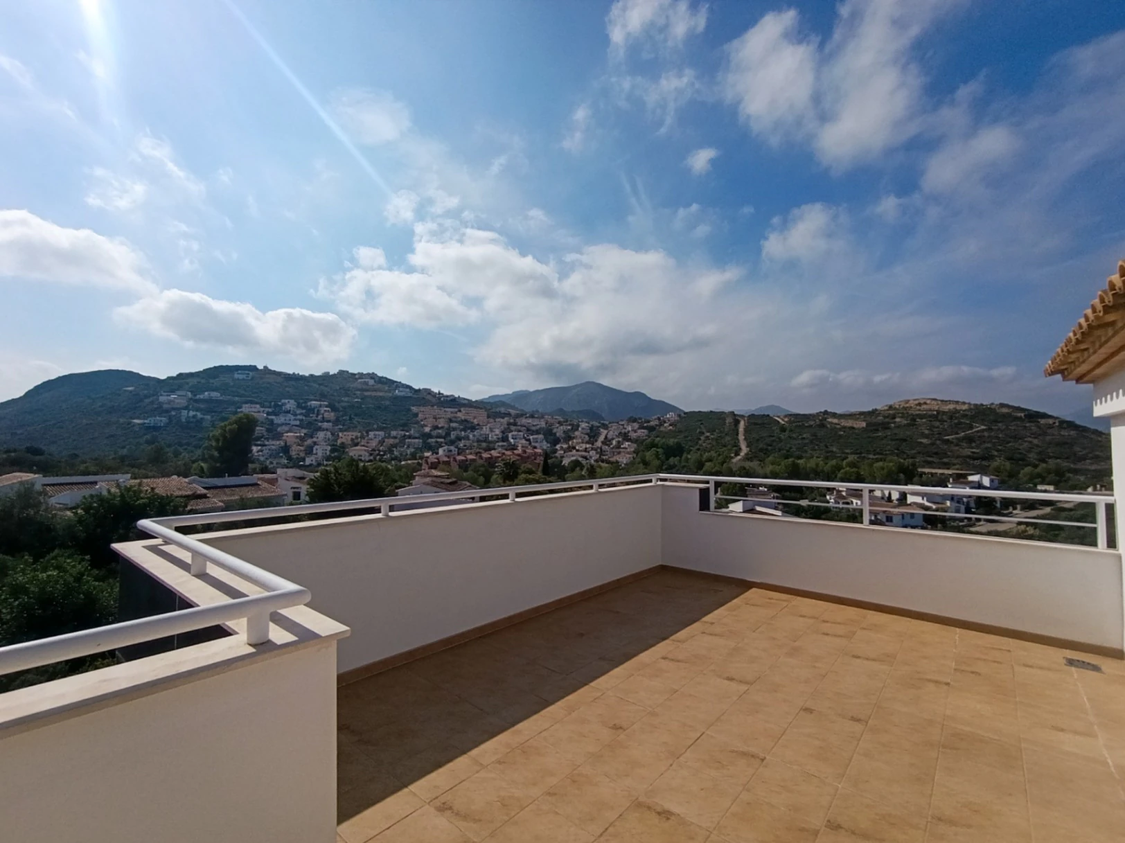 Ático dúplex en venta en Pego con vistas al mar y montaña