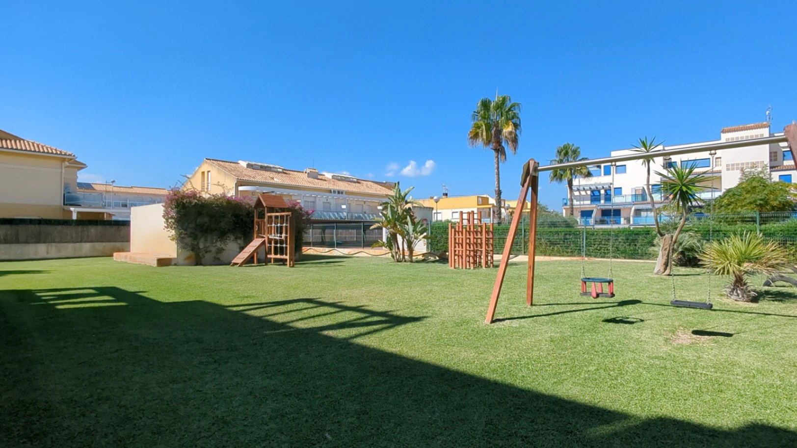 Apartamento de 2 habitaciones en Oliva