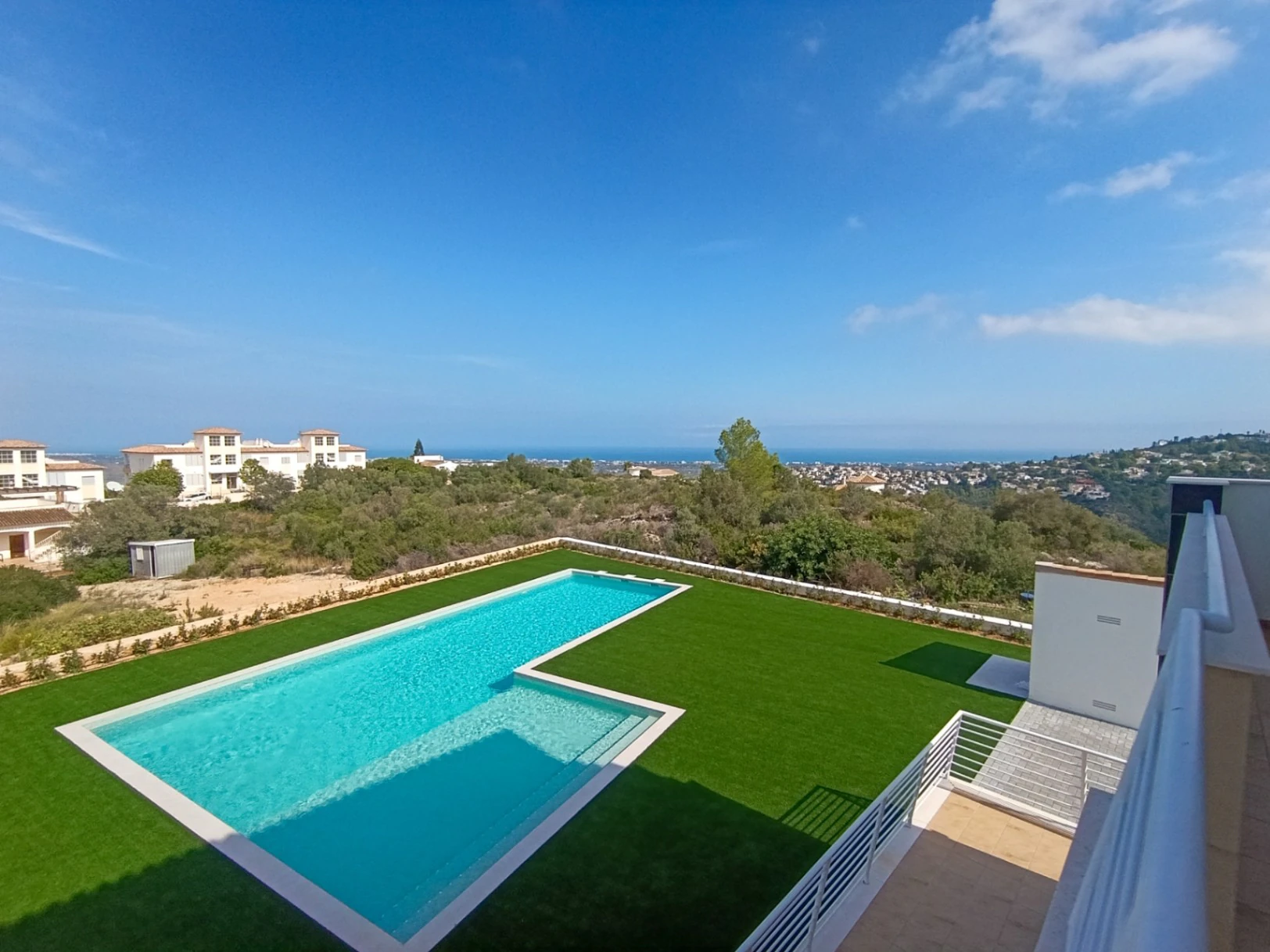 Ático dúplex en venta en Pego con vistas al mar y la montaña