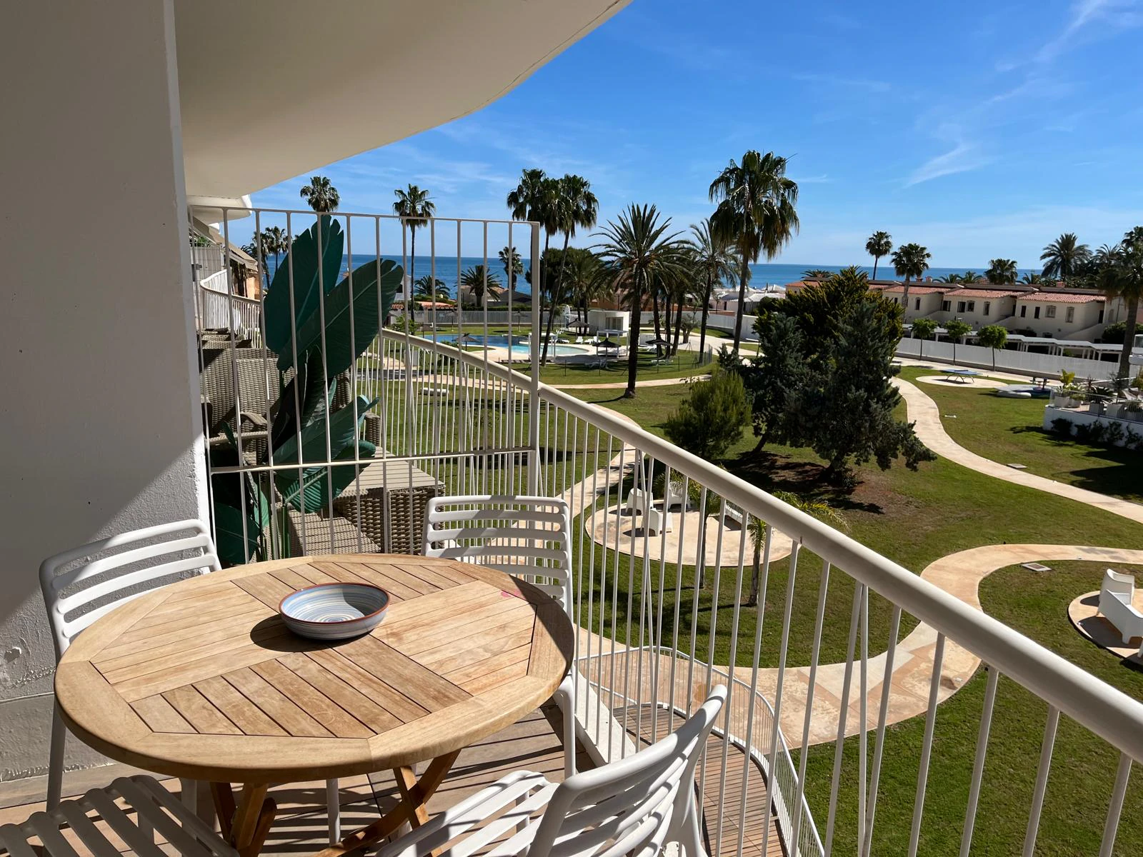 Apartamento en primera línea  en Denia