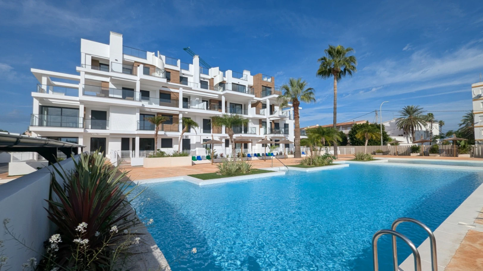 ÁTICO EN VENTA EN DENIA: 3 DORMITORIOS Y TERRAZA DE 32 m²
