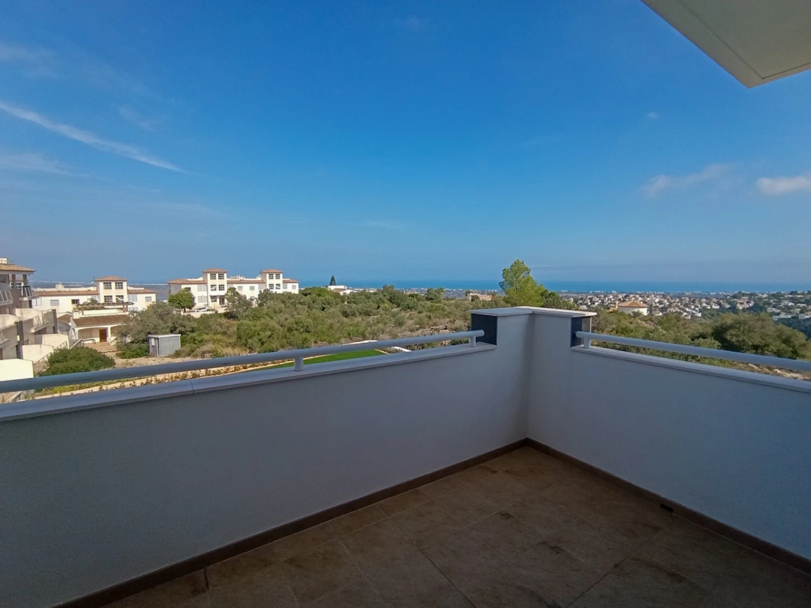 Ático dúplex en venta en Pego con vistas al mar y la montaña
