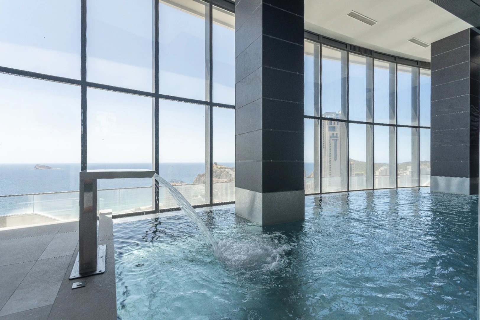 Luksusowy apartament na sprzedaż w Benidorm