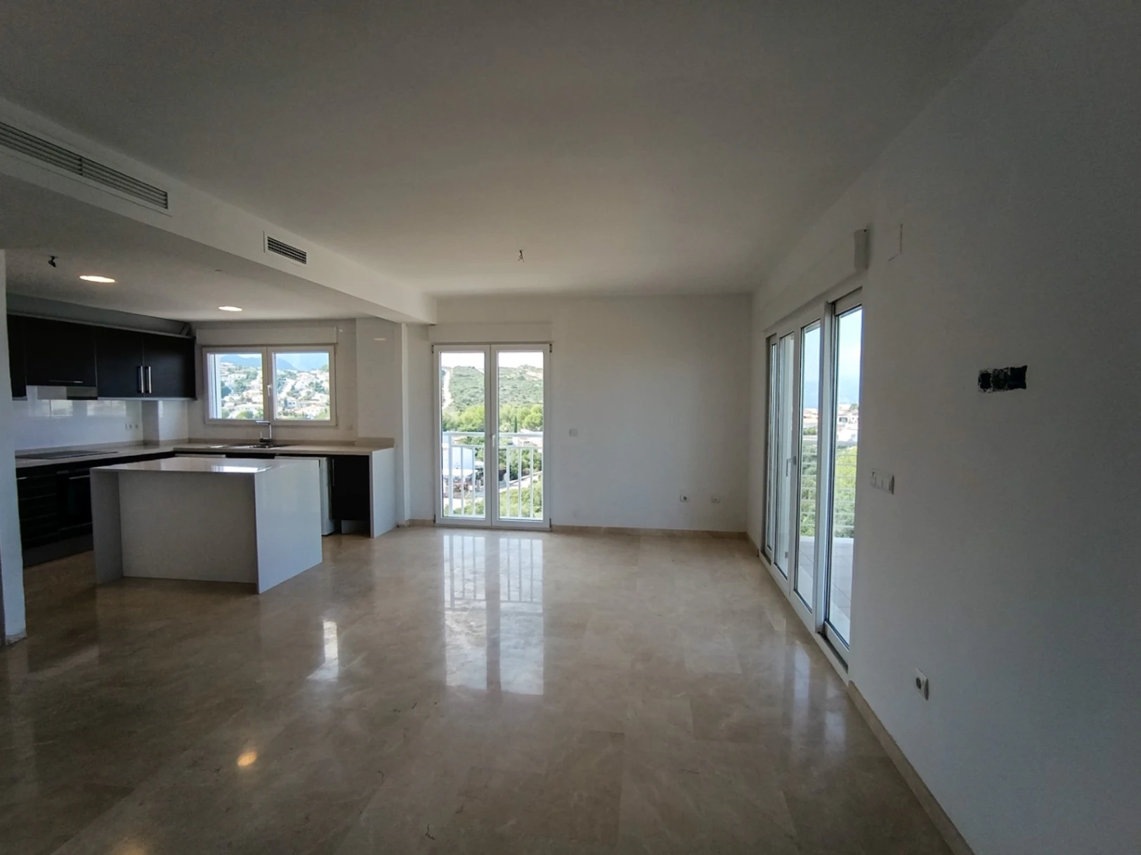 Ático dúplex en venta en Pego con vistas al mar y montaña