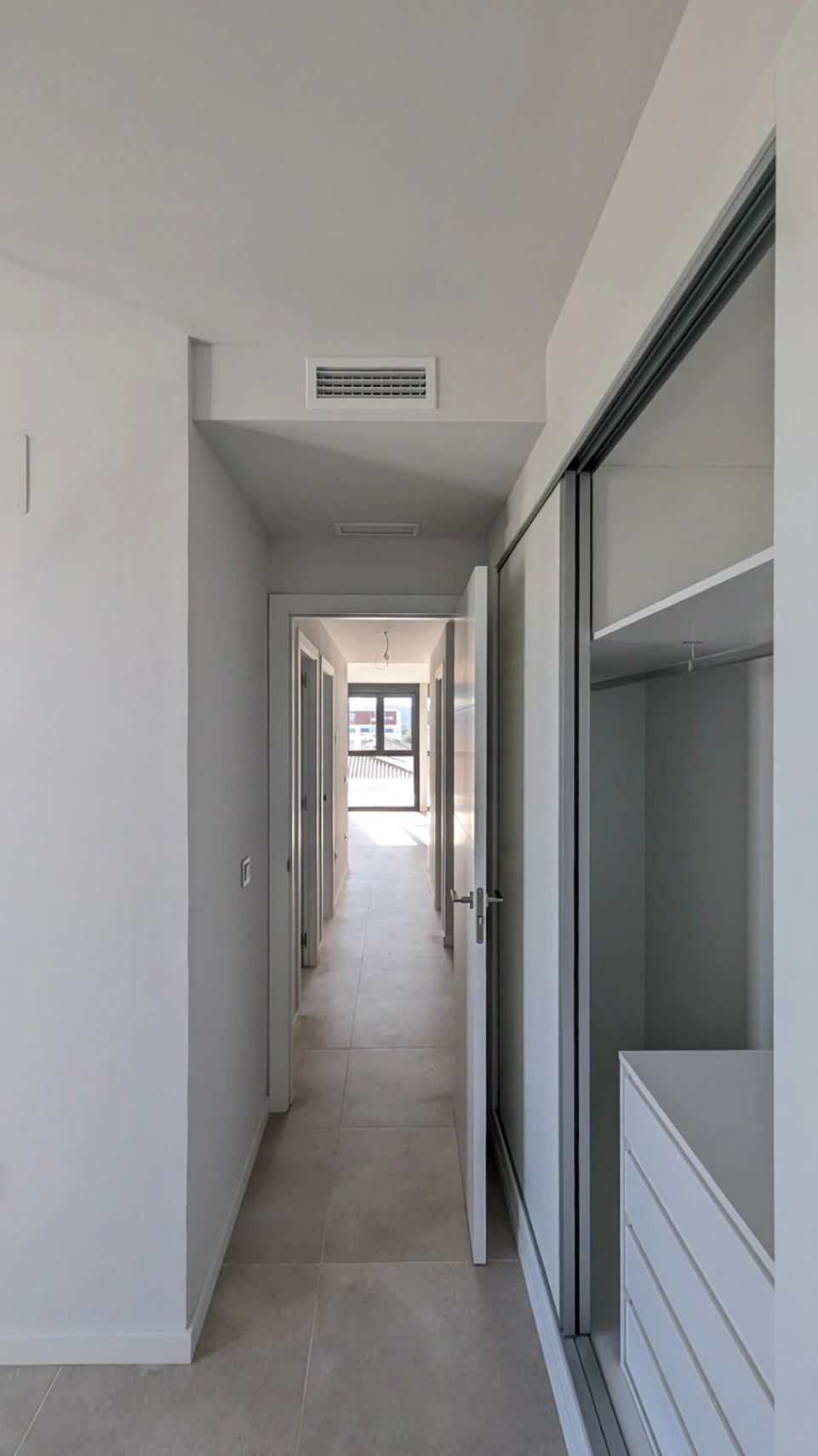 ÁTICO EN VENTA EN DENIA: 3 DORMITORIOS Y TERRAZA DE 32 m²