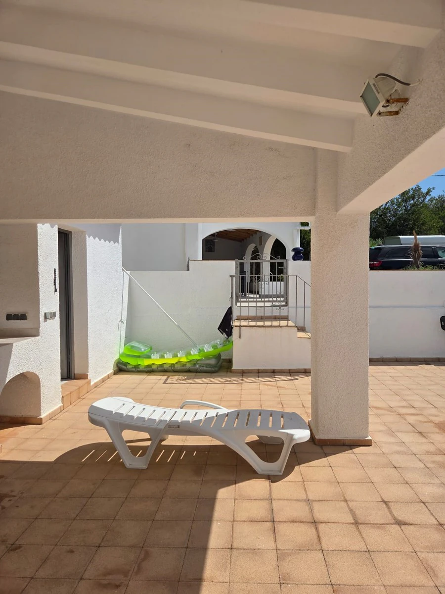 Betoverende finca in Benissa: natuur, privacy en de authentieke mediterraanse stijl.