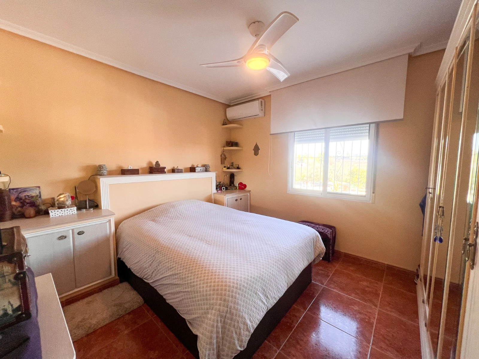 Finca te verkoop in Alicante