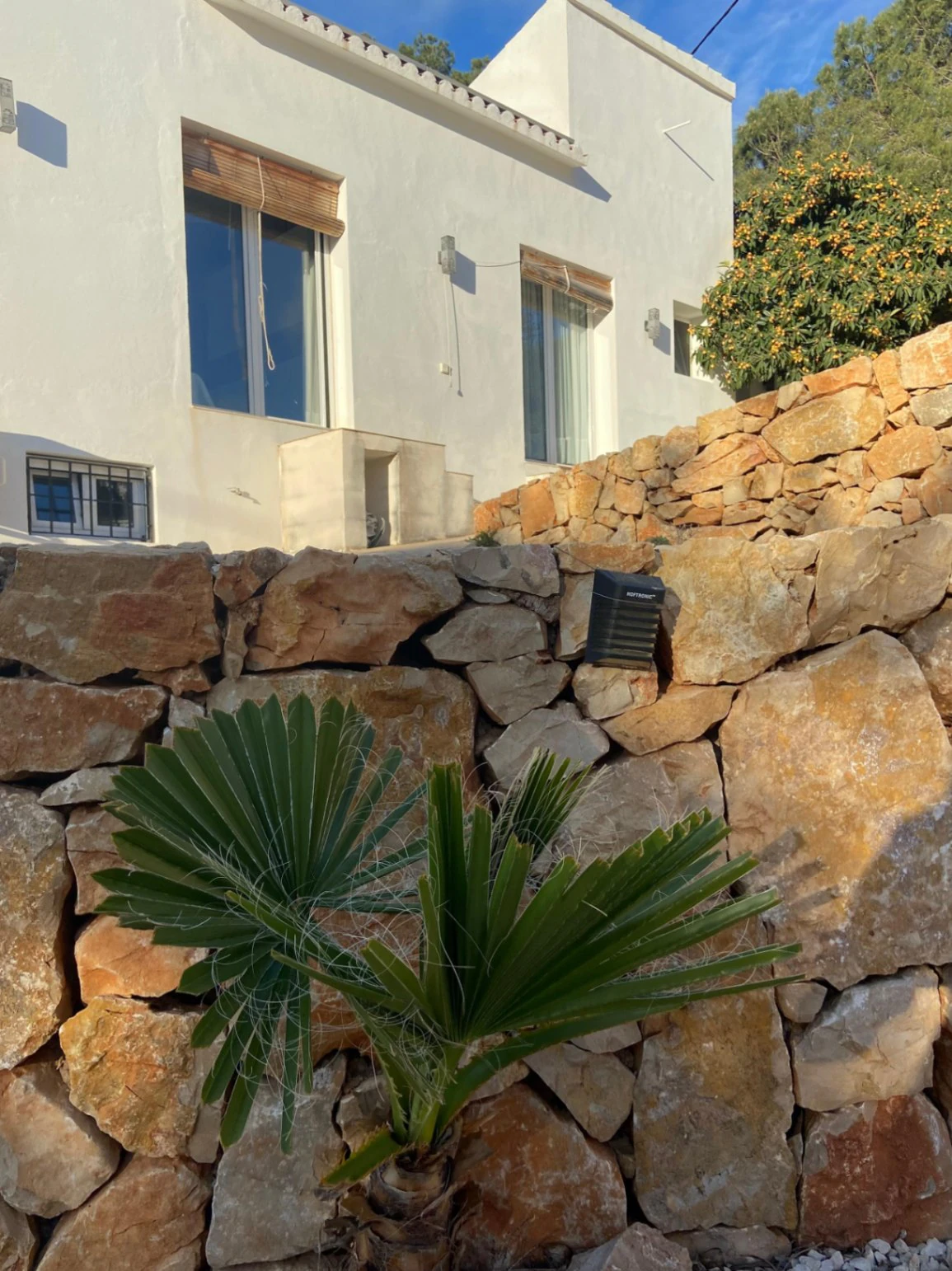 Villa Ibicenca con vistas panorámicas al Mar y a la Montaña en Dénia