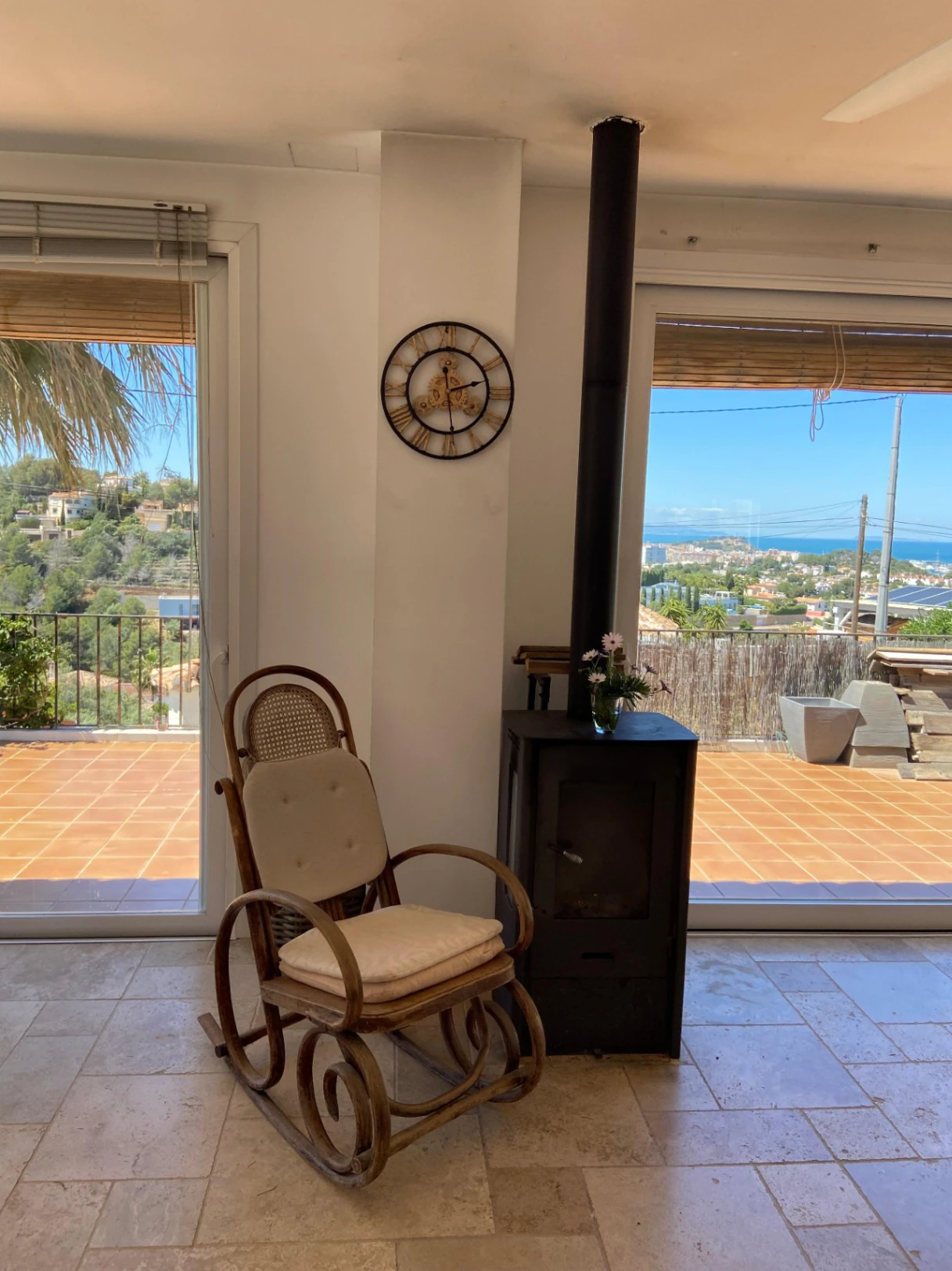 Villa Ibicenca con vistas panorámicas al Mar y a la Montaña en Dénia