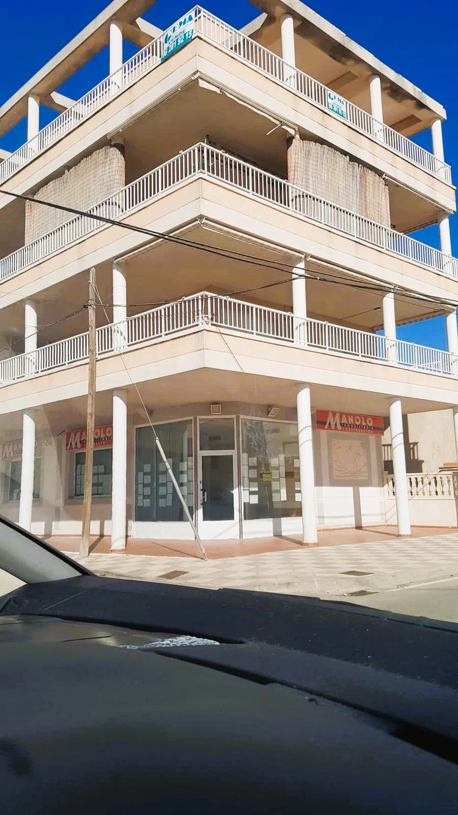 Local multifuncional en planta baja con excelente accesibilidad y espacio exterior - Bellreguard