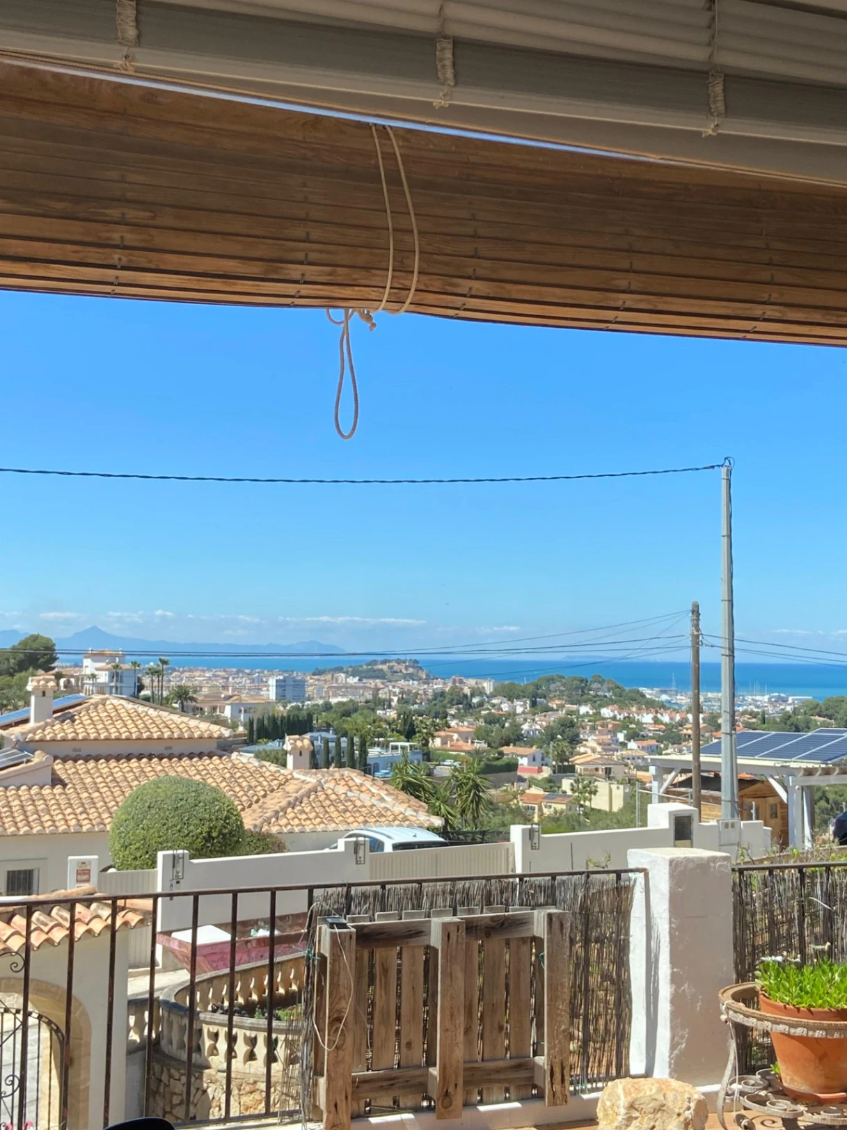 Villa Ibicenca con vistas panorámicas al Mar y a la Montaña en Dénia