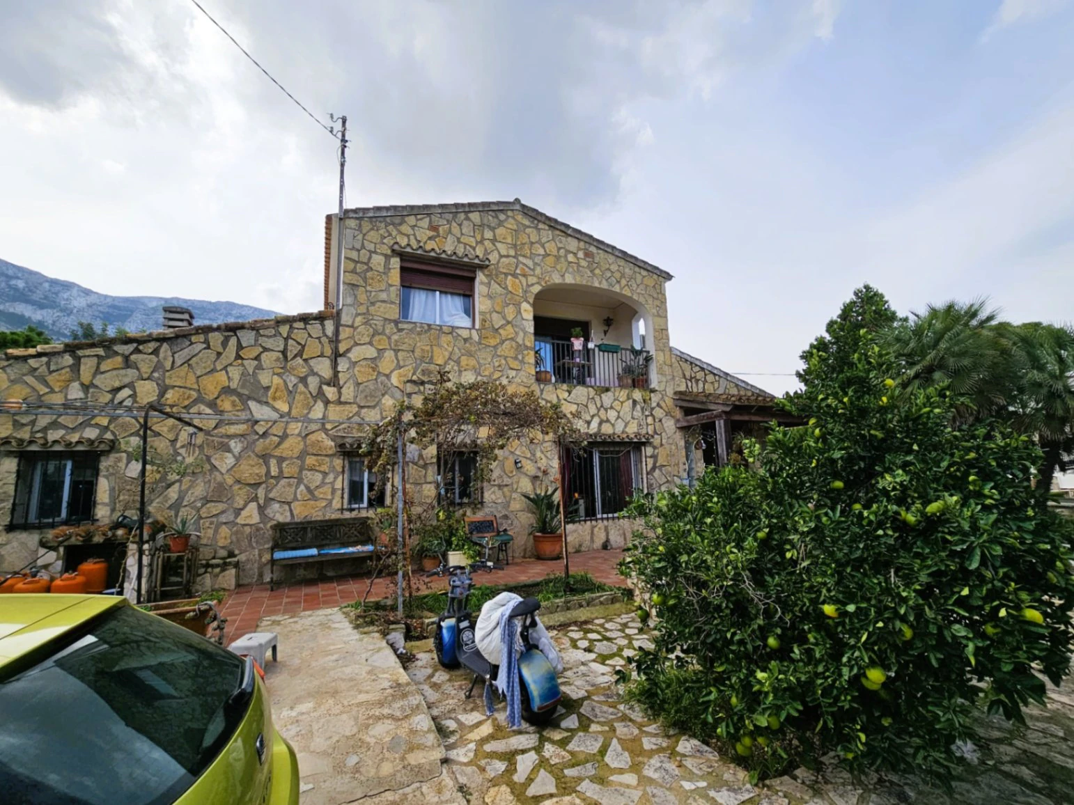 Encantadora villa rústica con vistas espectaculares en el Montgó, Dénia