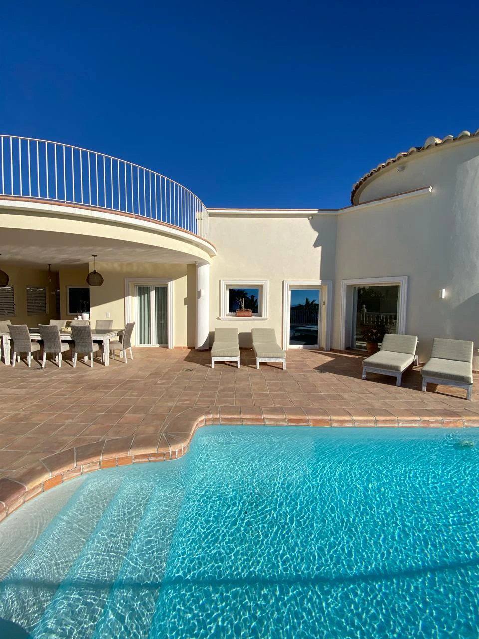Villa en Cumbre del Sol – Alquiler anual desde el 15 de septiembre