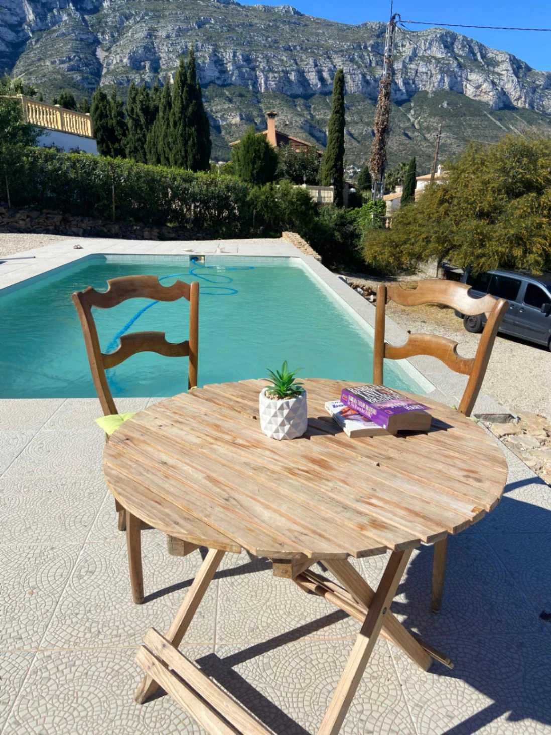 Villa Ibicenca con vistas panorámicas al Mar y a la Montaña en Dénia