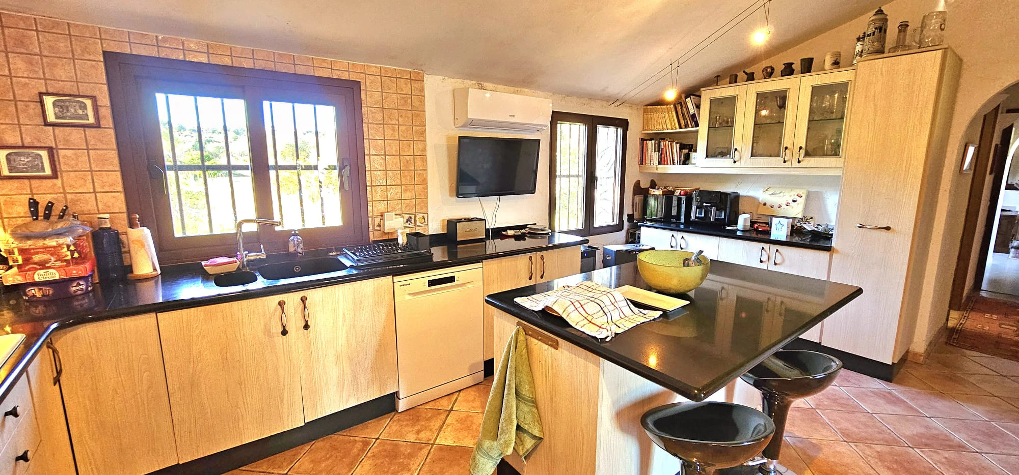 Charmante finca in Canor, Benissa: natuur, comfort en een vrij uitzicht
