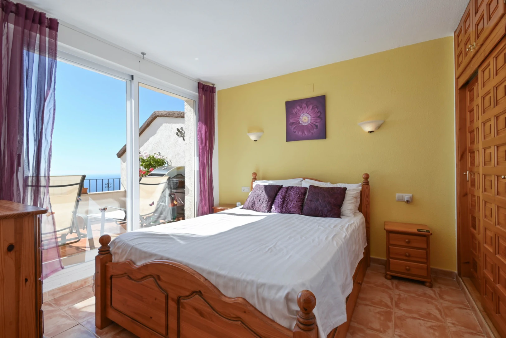 APARTAMENTO EN PUEBLO PANORAMA CON IMPRESIONANTES VISTAS AL MAR. PRIMER PISO