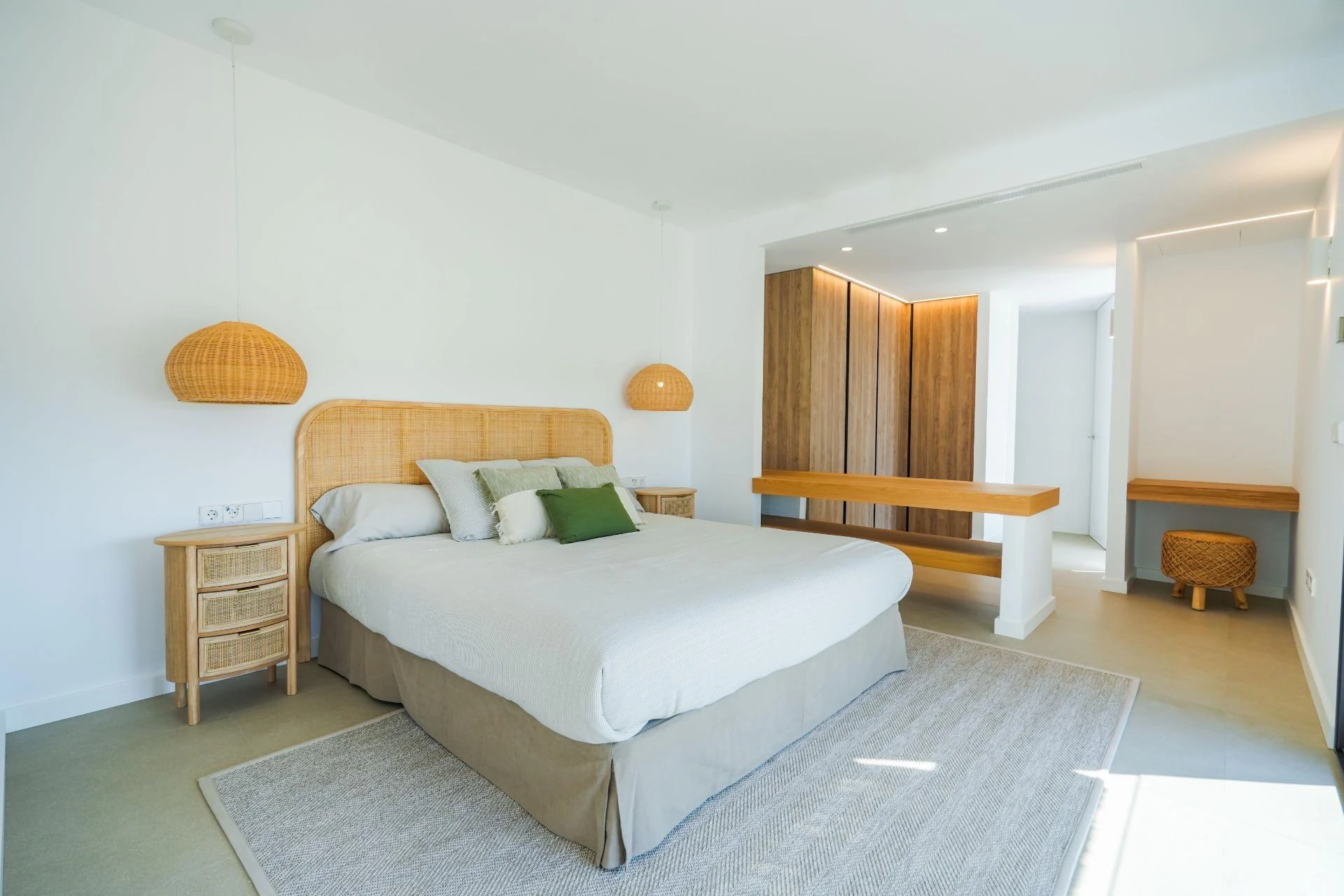 Villa moderna estilo Ibiza en venta en Solpark, Moraira – Calidad excepcional y ubicación privilegiada