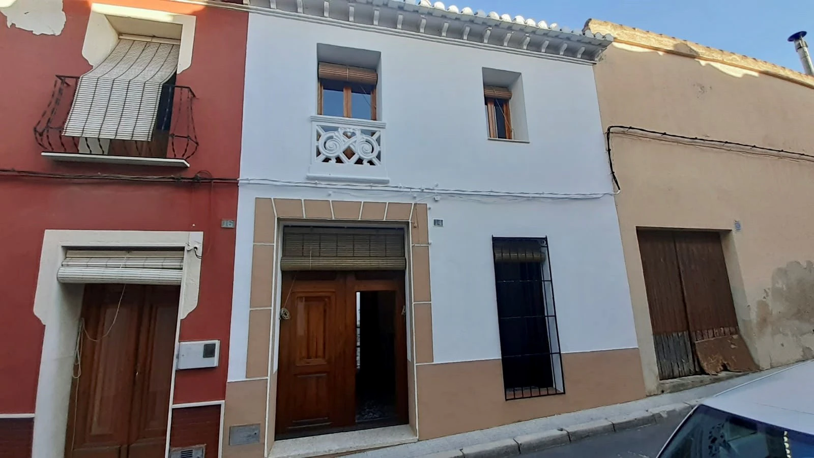 Espaciosa Casa de Pueblo - Pedreguer