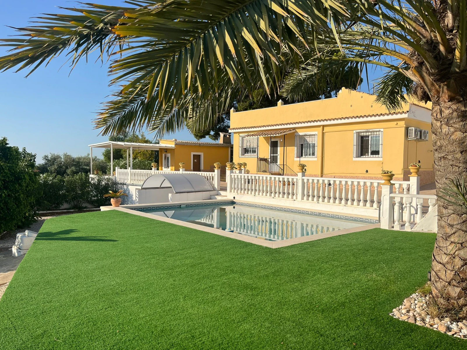 Finca te verkoop in Alicante