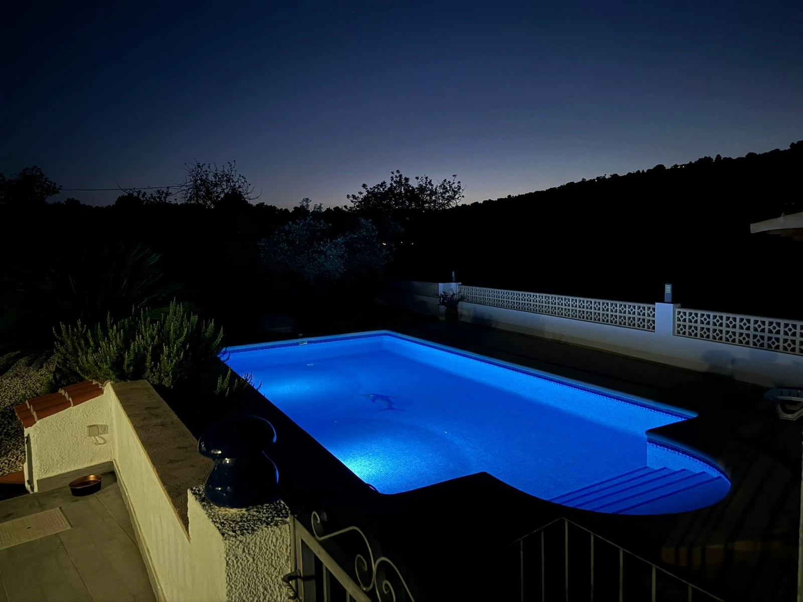 Betoverende finca in Benissa: natuur, privacy en de authentieke mediterraanse stijl.