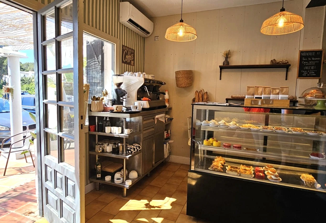 Traspaso de local comercial - Moraira