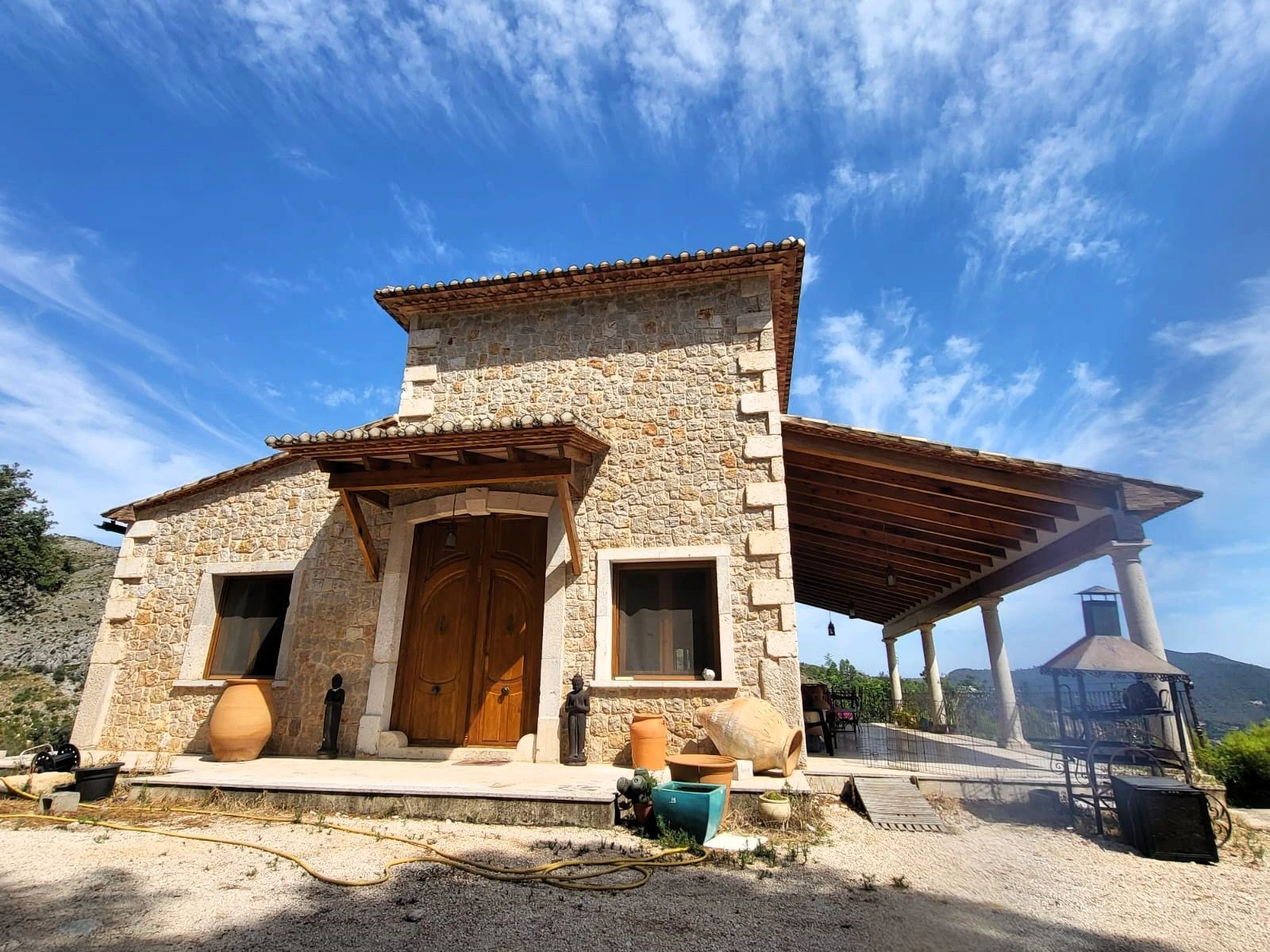Encantadora casa rústica con vistas excepcionales al Mar y a la Montaña en Pego.