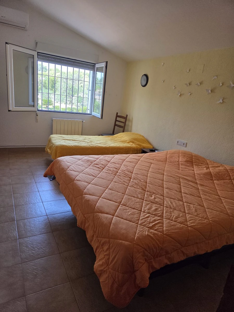 Betoverende finca in Benissa: natuur, privacy en de authentieke mediterraanse stijl.