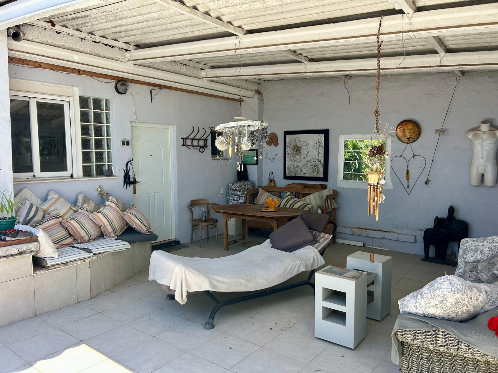Casa de campo en una sola planta con encanto mediterráneo - El Vergel
