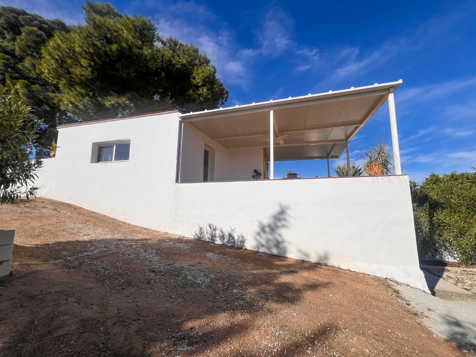 Finca te verkoop in Alicante