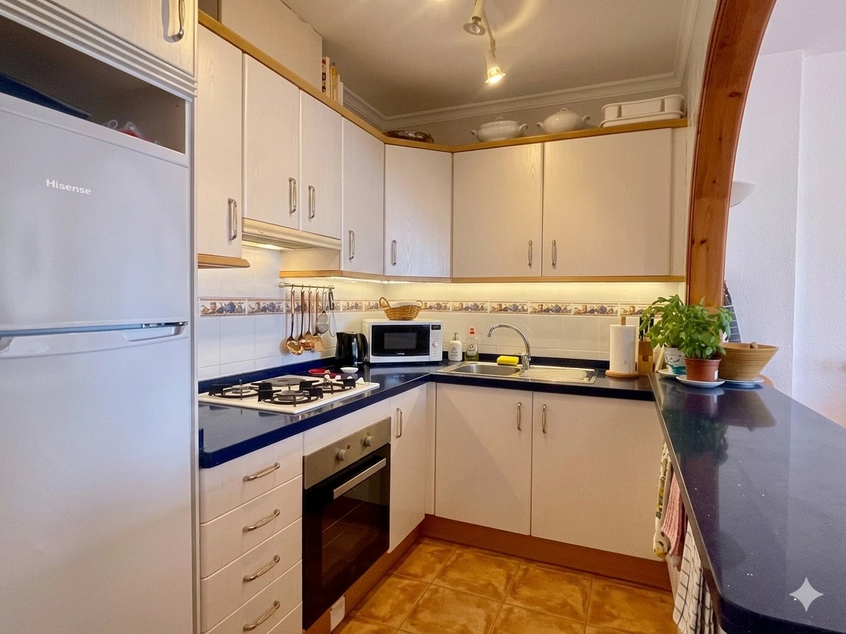 APARTAMENTO EN PUEBLO PANORAMA CON IMPRESIONANTES VISTAS AL MAR. PRIMER PISO