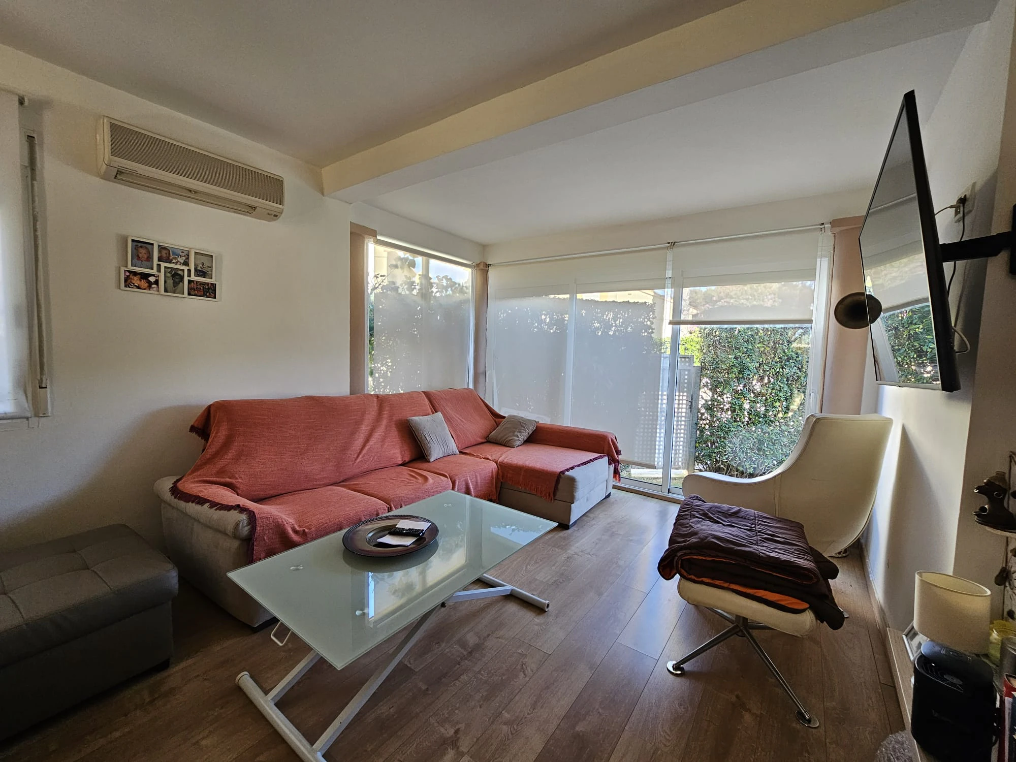 Mediterrane charme op enkele stappen van de zee: tussenwoning in Las Marinas - Denia