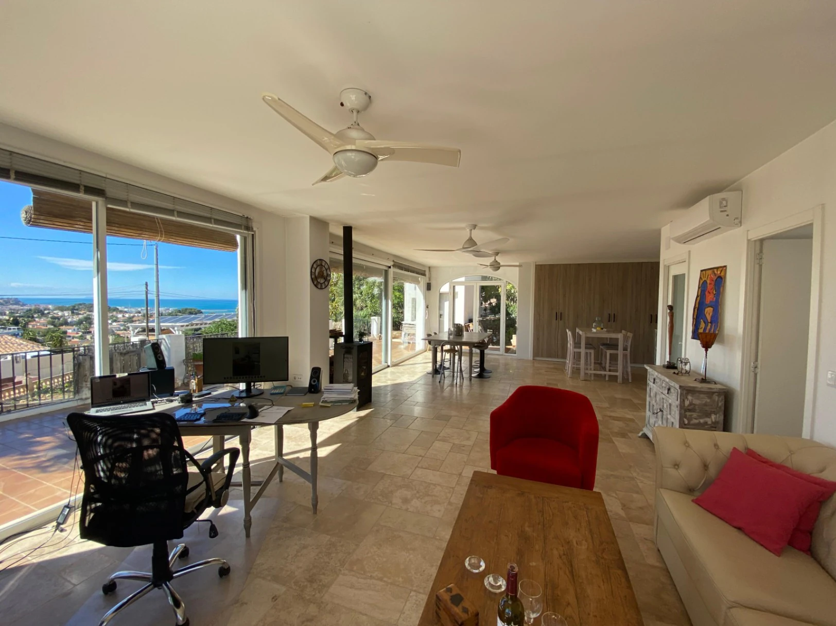 Villa Ibicenca con vistas panorámicas al Mar y a la Montaña en Dénia