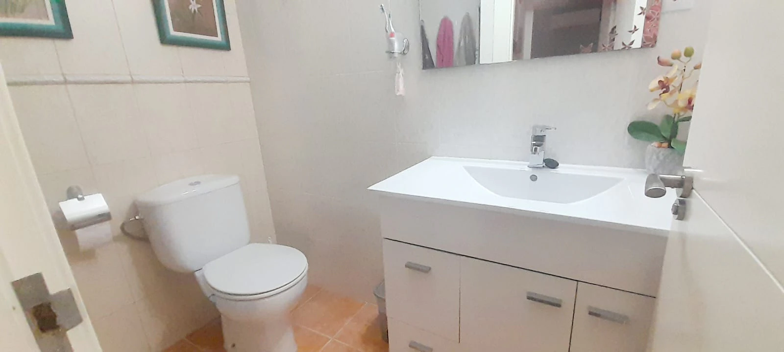 Opgeknapt appartement te koop met 2 slaapkamers en gemeenschappelijk zwembad in Jávea, Alicante