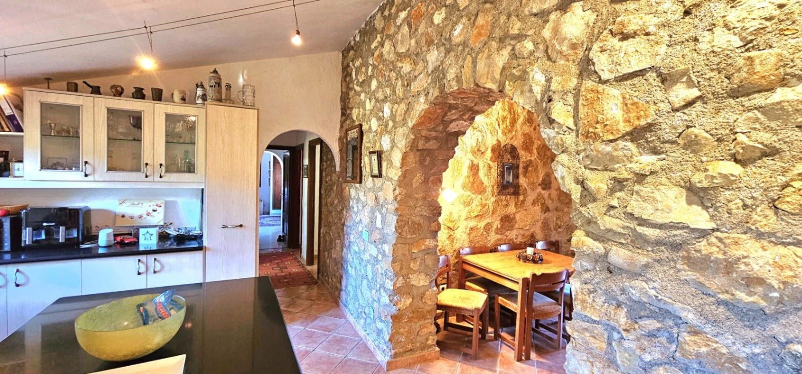 Charmante finca in Canor, Benissa: natuur, comfort en een vrij uitzicht