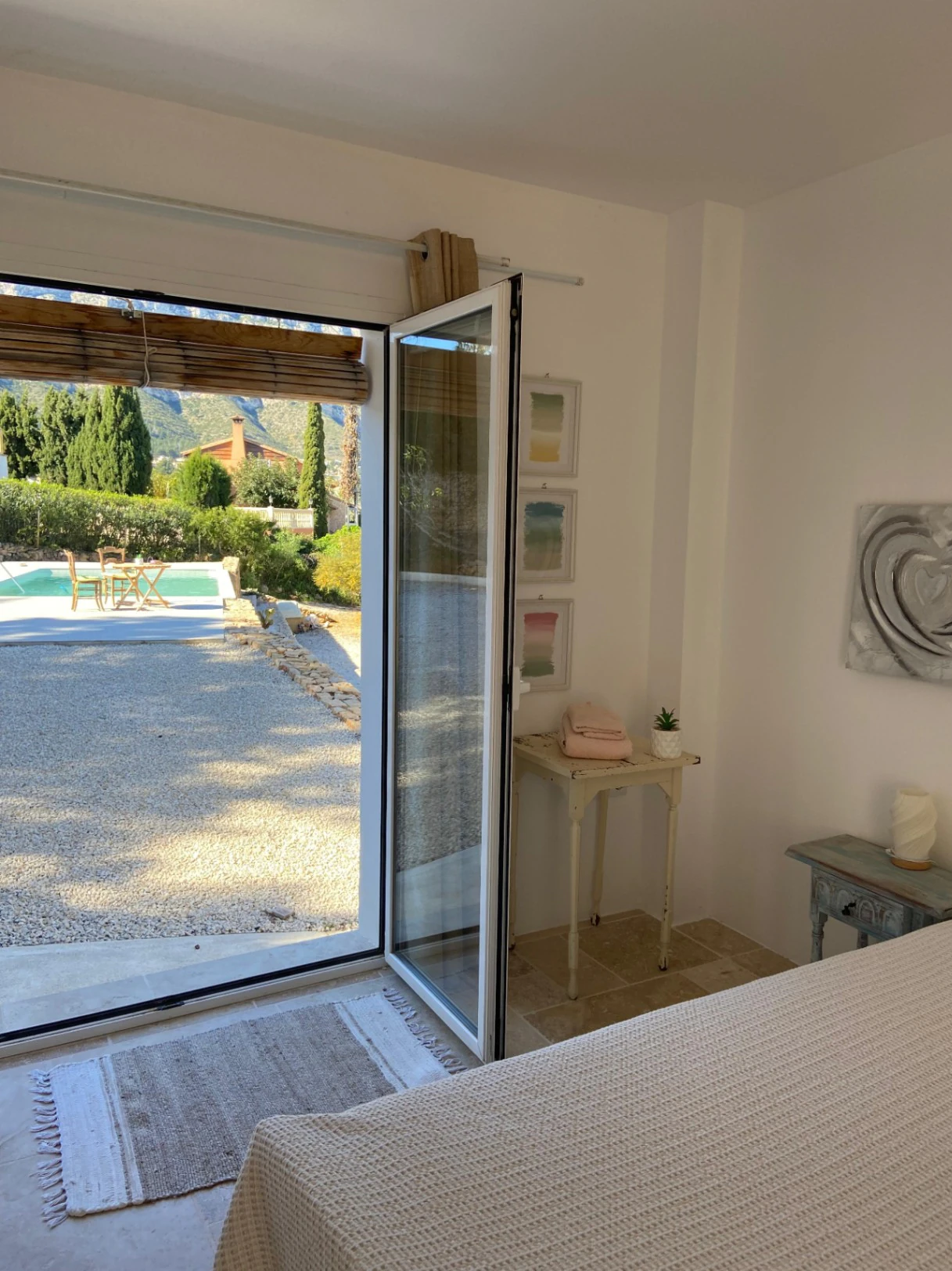 Villa Ibicenca con vistas panorámicas al Mar y a la Montaña en Dénia