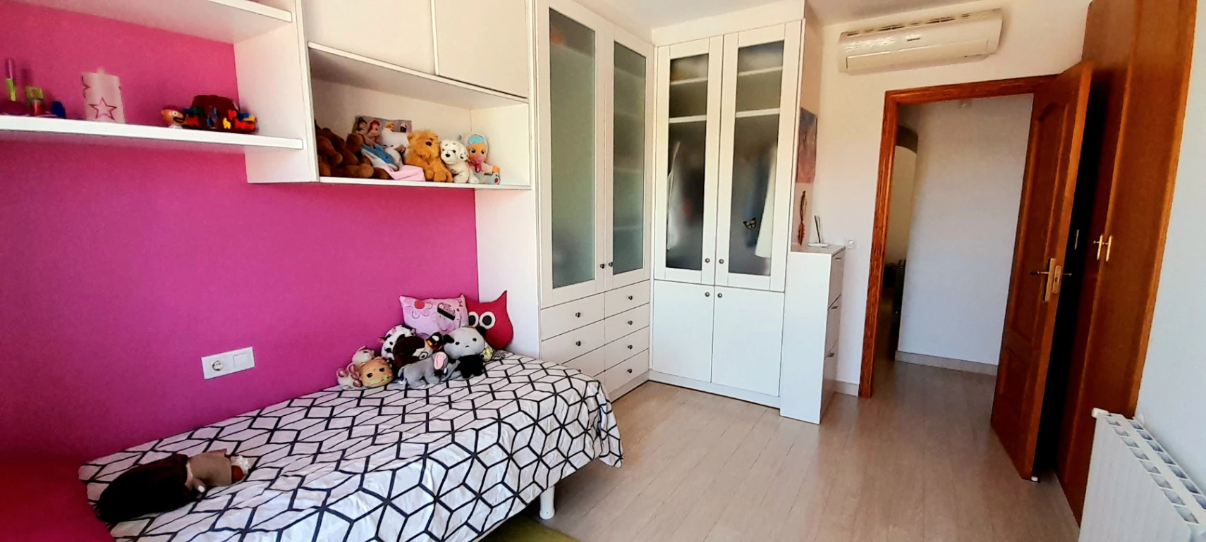 Chalet amplio y tradicional - Denia