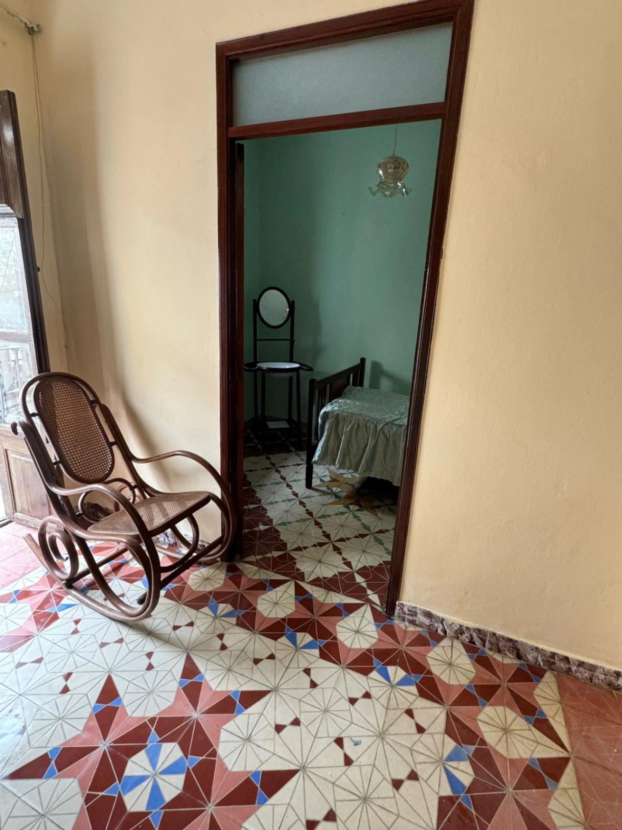 Casa de pueblo con alma mediterránea en Beniarbeig: amplitud, carácter y un potencial increíble