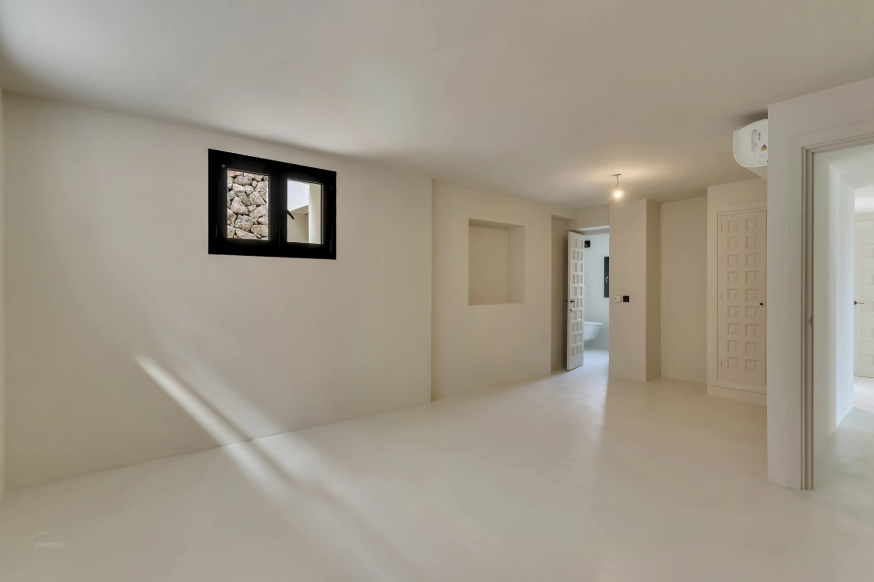 Villa de Ensueño en Benissa Costa: Lujo Ibicenco con Vistas al Mar