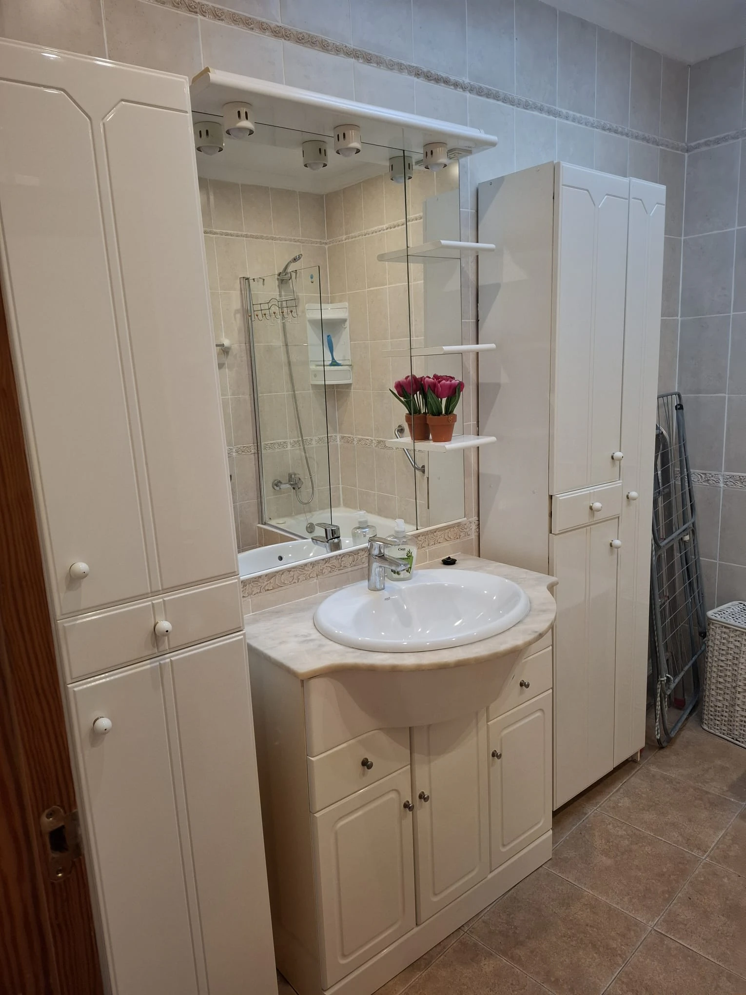 Alquiler anual Disponible a partir de Septiembre - Apartamento luminoso y reformado en Benissa