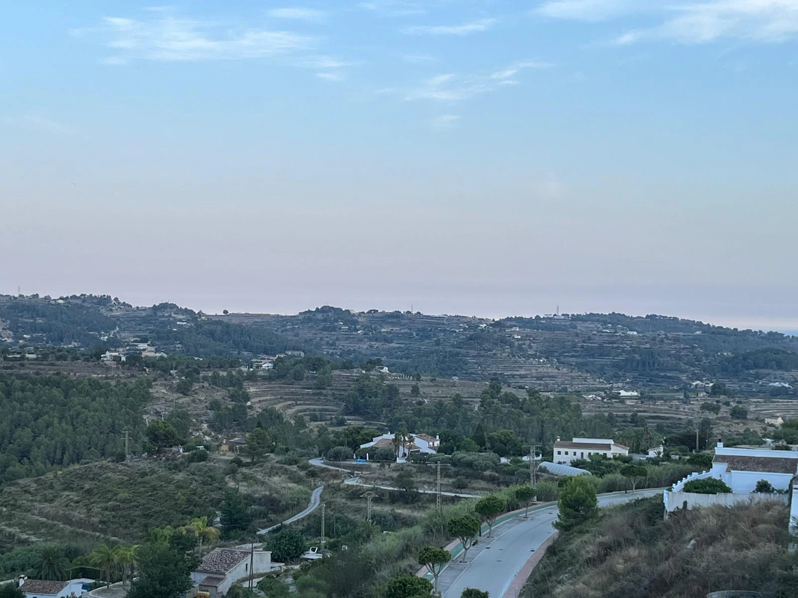 Oportunidad única en Benissa: 3 parcelas con espectaculares vistas al mar y a la montaña