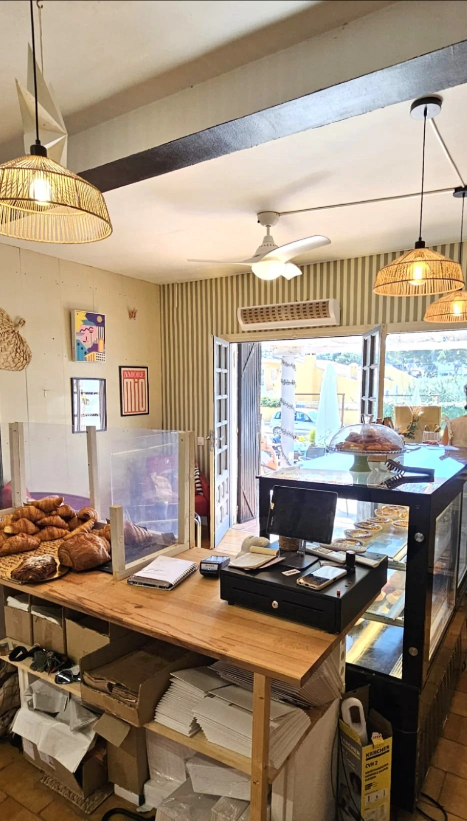 Traspaso de local comercial - Moraira