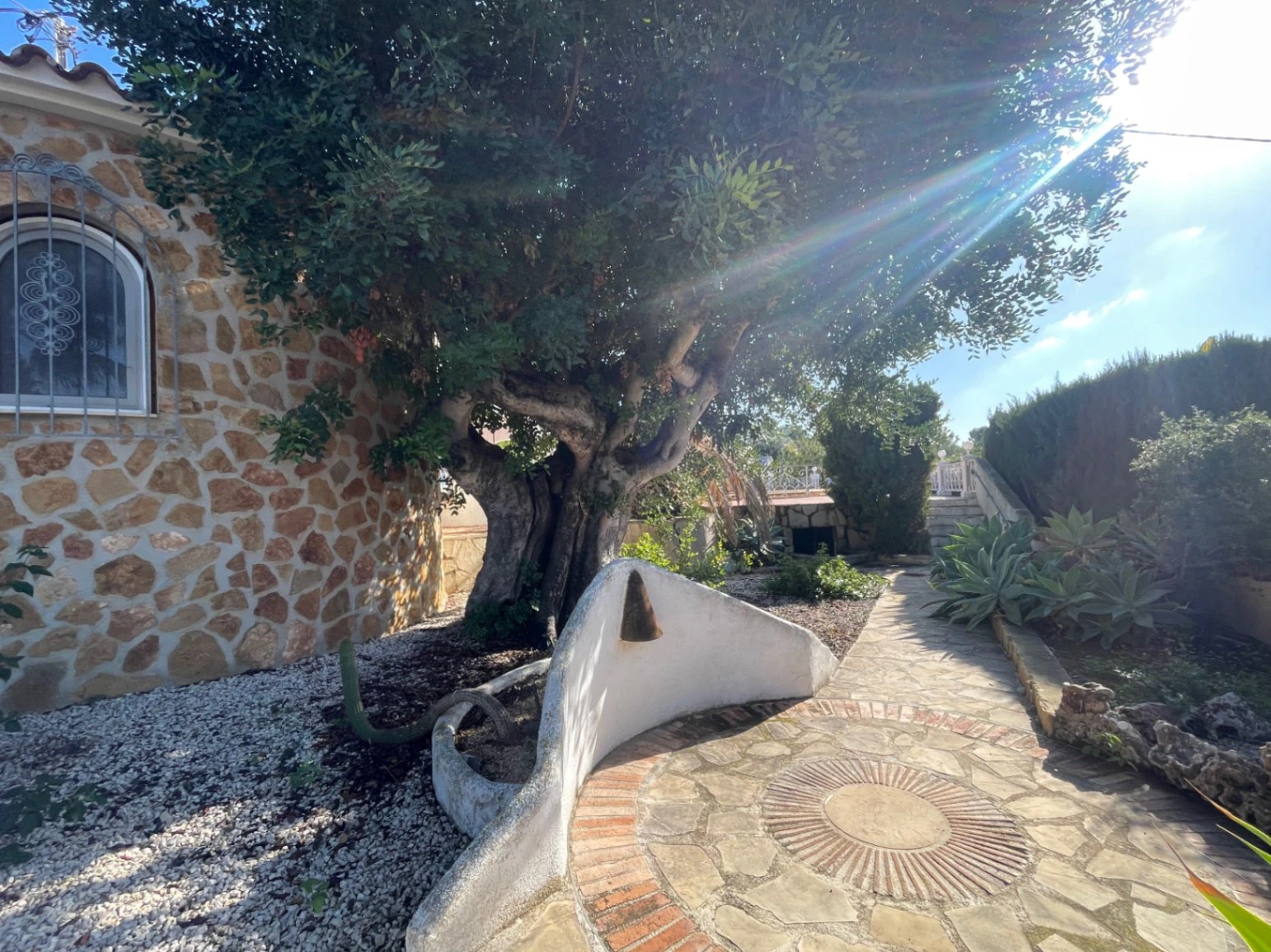 Gelijkvloerse villa te koop met prachtig zeezicht kortbij voorzieningen in San Jaime, Benissa
