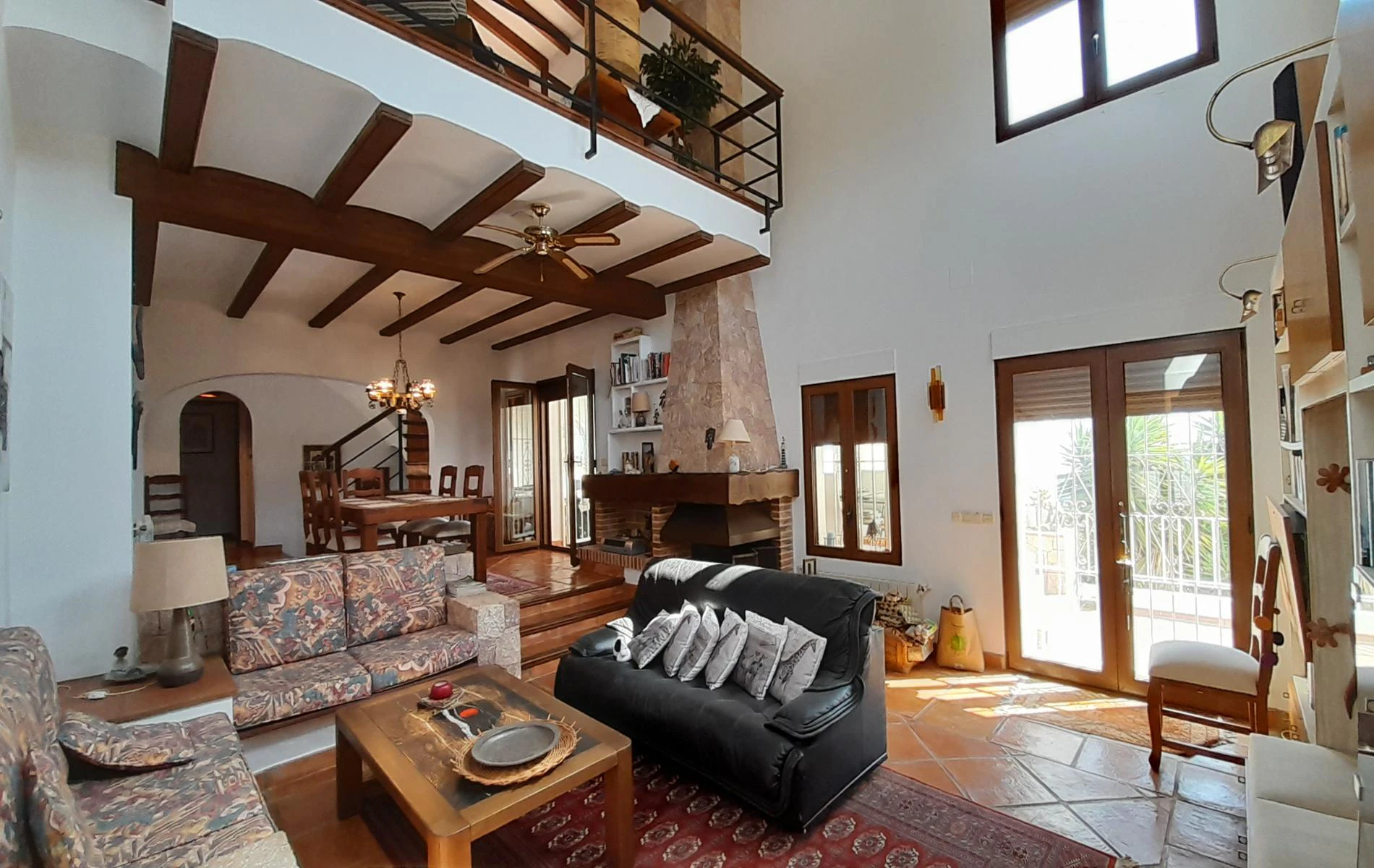 Hermosa villa tradicional con parcela adyacente de 979m2 - Monte Pego, Dénia