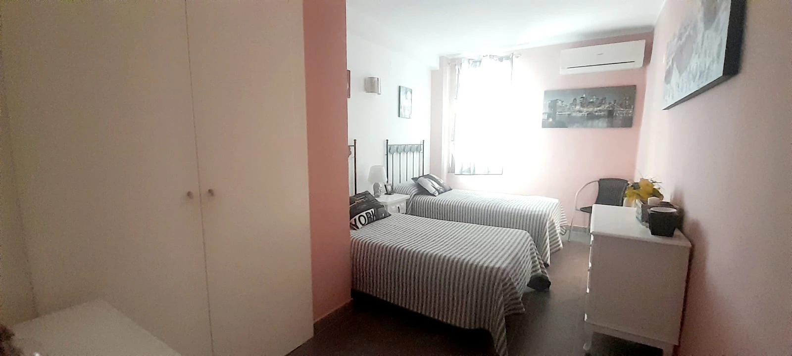 Opgeknapt appartement te koop met 2 slaapkamers en gemeenschappelijk zwembad in Jávea, Alicante