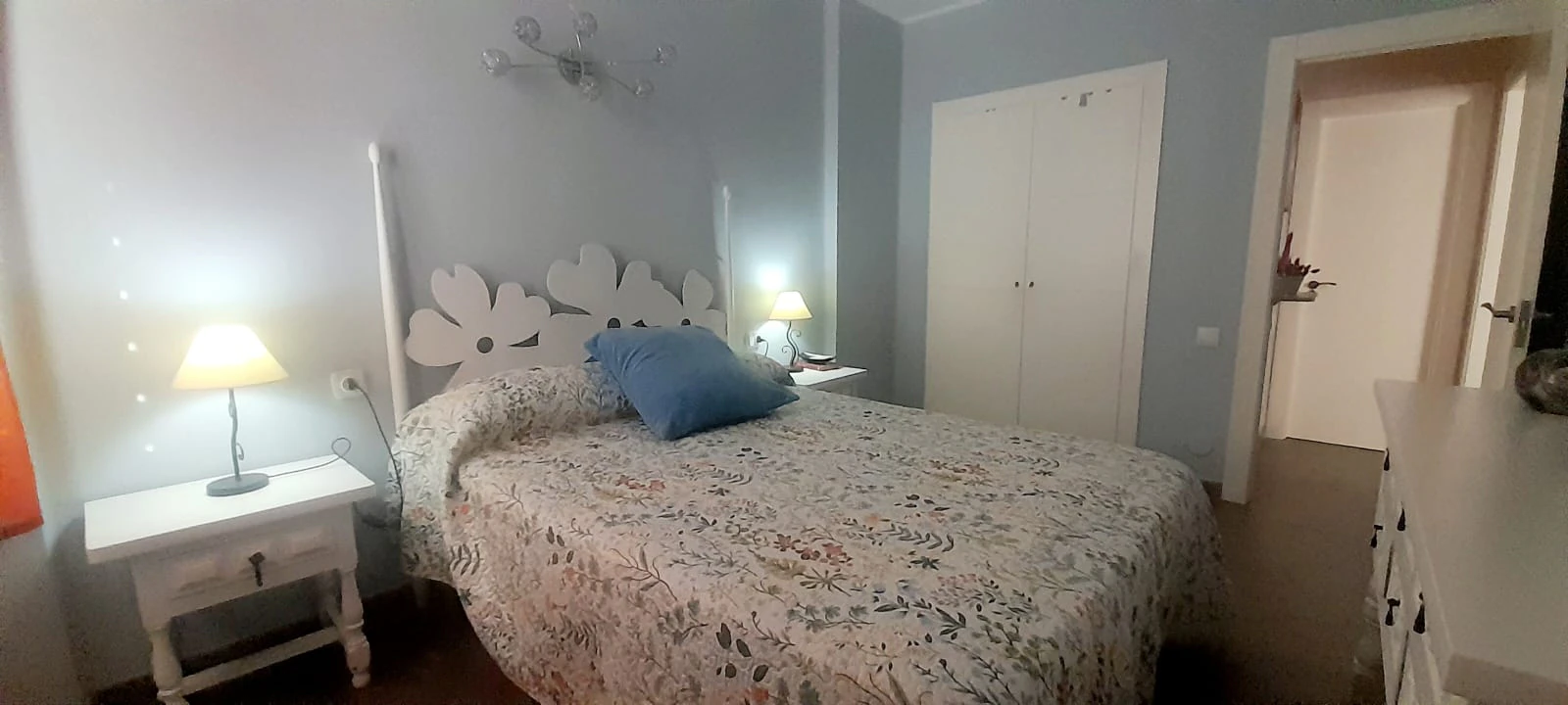 Opgeknapt appartement te koop met 2 slaapkamers en gemeenschappelijk zwembad in Jávea, Alicante