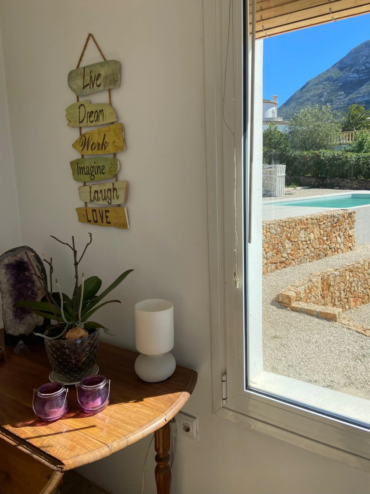 Villa Ibicenca con vistas panorámicas al Mar y a la Montaña en Dénia